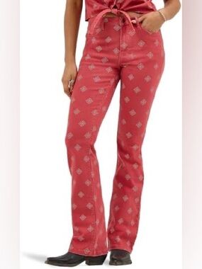 Wrangler Mid-Rise Bold Boot Jeans Women’s Size 10 Bandana Print Western Rodeo